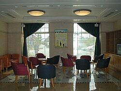 青葉台病院ロビー